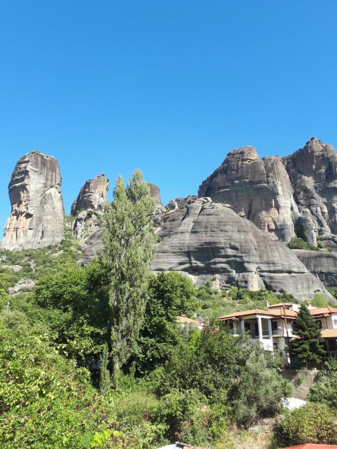 The House Under The Rocks Of Meteora 2 Apartment Kalampáka Luaran gambar
