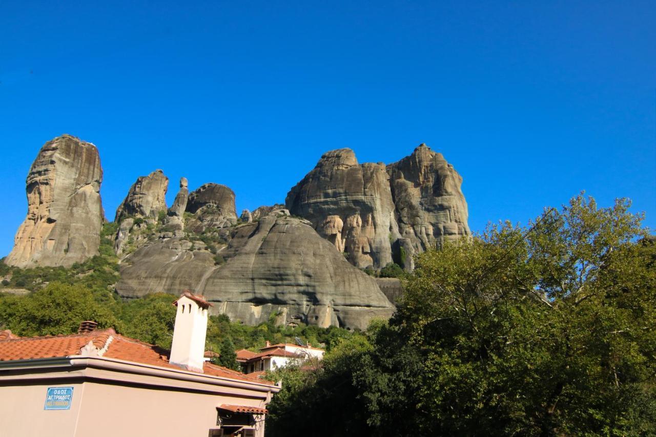 The House Under The Rocks Of Meteora 2 Apartment Kalampáka Luaran gambar